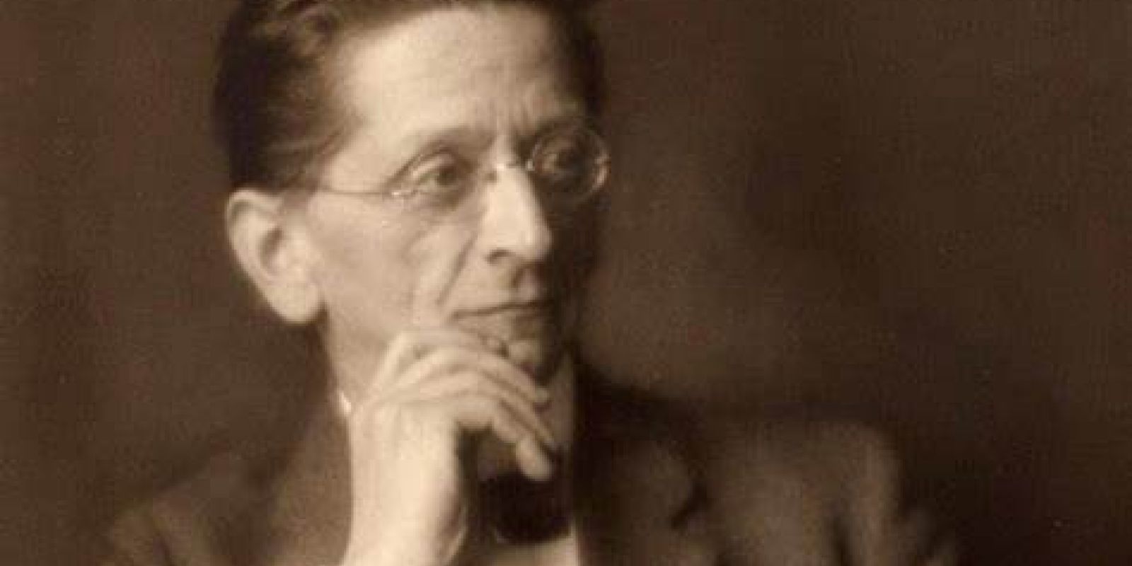 Vom doppelten Boden der ‚Moderne‘ - Deutsche Oper Berlin