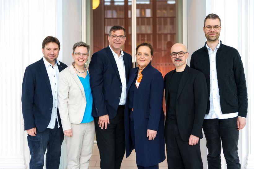 | | Clemens Heidrich1 Das Leitungsteam der Staatsoper Hannover