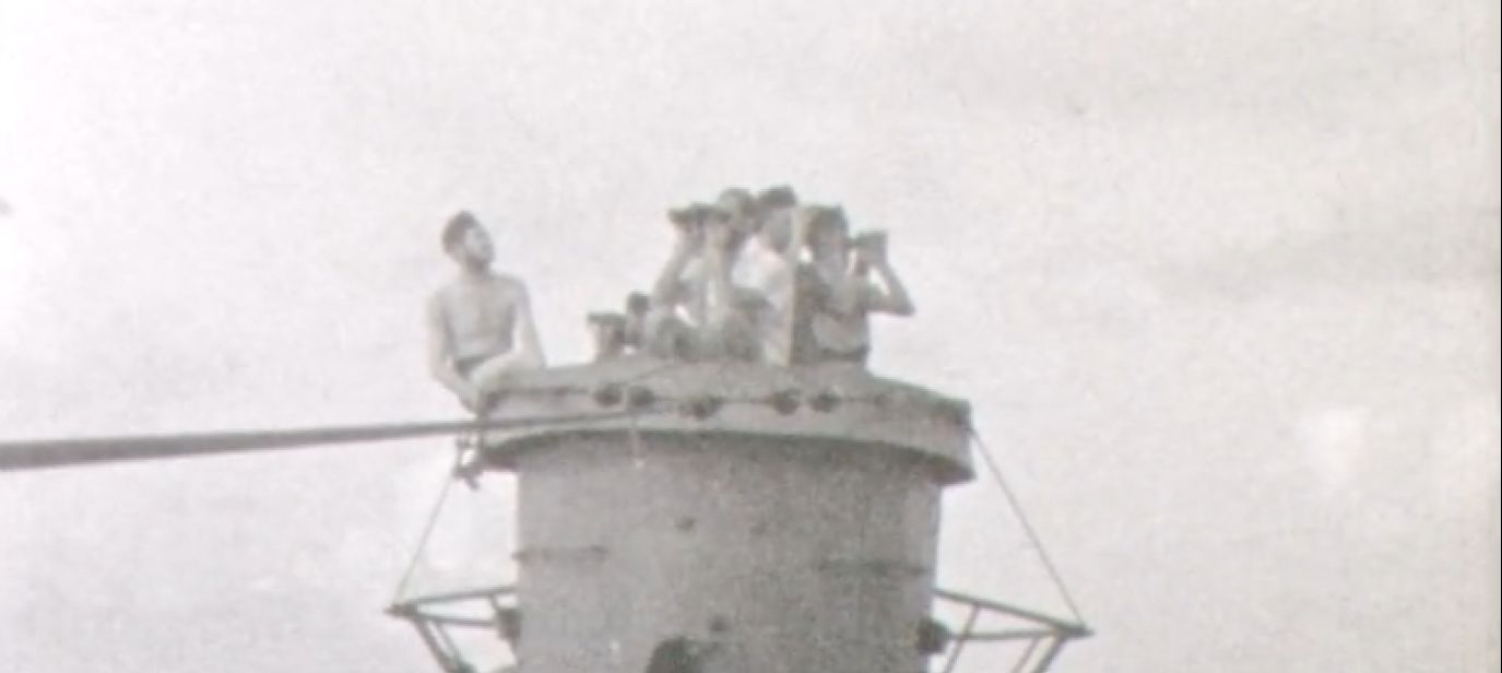 Deutsche Schiffe und U-Boote 1933- 45  CCW Footage 
