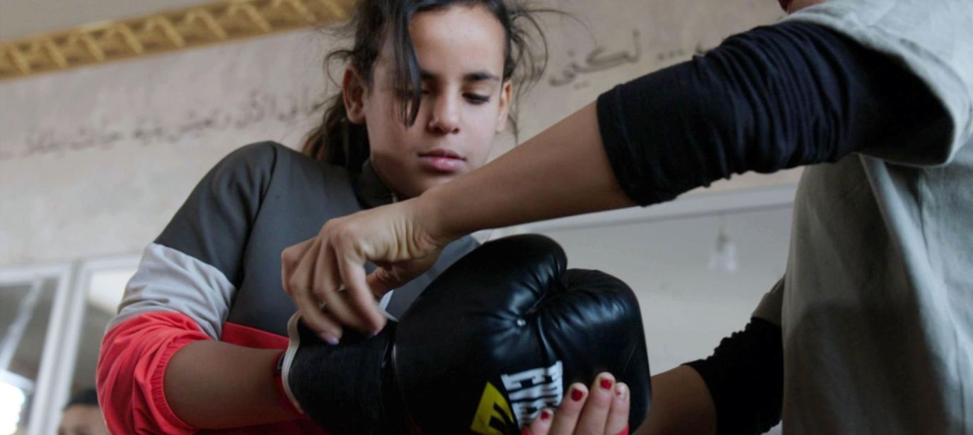 Lina: Mit Boxhandschuhen in der Wüste