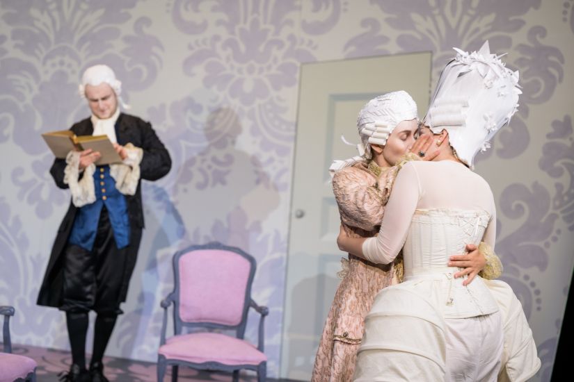 TITLE: ALLONS, ENFANTS ...! //
COPYRIGHT: Marc Doradzillo
