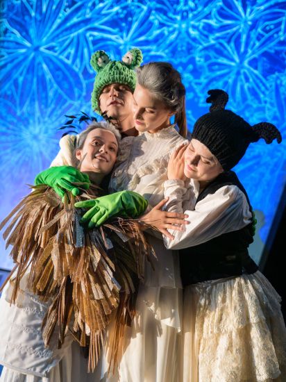 TITLE: ALLONS, ENFANTS ...! //
COPYRIGHT: Marc Doradzillo