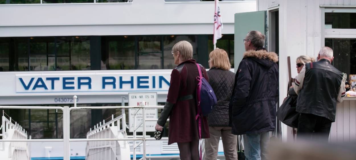 AND GENTLY FLOWS THE RHINE  // © 2021 rootfilms G.b.R.    AND GENTLY FLOWS THE RHINE