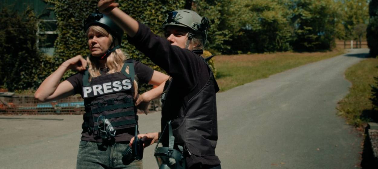 WHAT REMAINS – JOURNALISTS IN CRISIS AREAS  // © 2023 Lotta Pommerien | Markusfilm    WHAT REMAINS – JOURNALISTS IN CRISIS AREAS