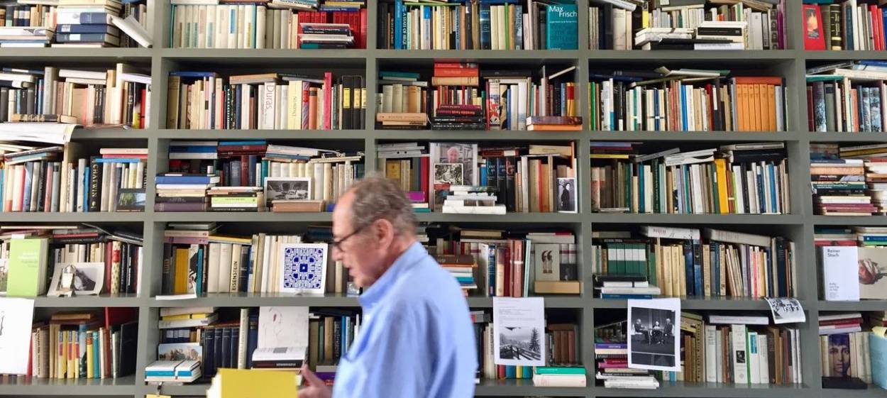 MEETING WITH A POET – MICHAEL KRÜGER  // © 2022 if...productions | RFF – Realfiction Filmverleih    MEETING WITH A POET – MICHAEL KRÜGER