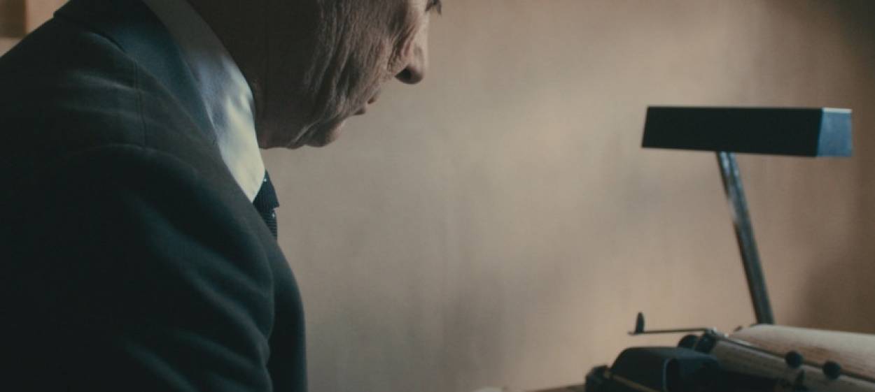 EVERYTHING ABOUT MARTIN SUTER. EVERYTHING BUT THE TRUTH.  // © 2022 Pascal Mora    EVERYTHING ABOUT MARTIN SUTER. EVERYTHING BUT THE TRUTH.