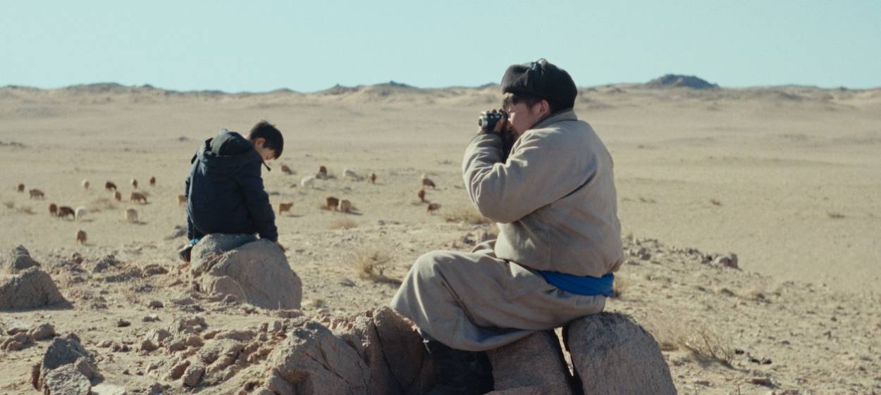 THE WOLVES ALWAYS COME AT NIGHT   // © 2024 CINEPHIL | Chromosom Film | Guru Media | Over Here Productions    THE WOLVES ALWAYS COME AT NIGHT