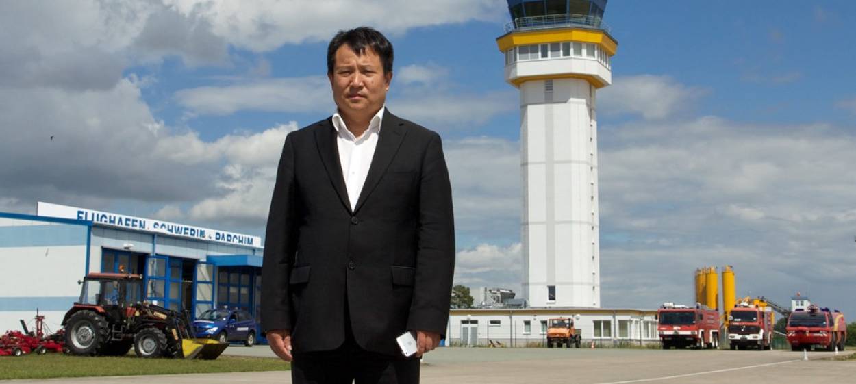 PARCHIM INTERNATIONAL  // © LEMME FILM    PARCHIM INTERNATIONAL