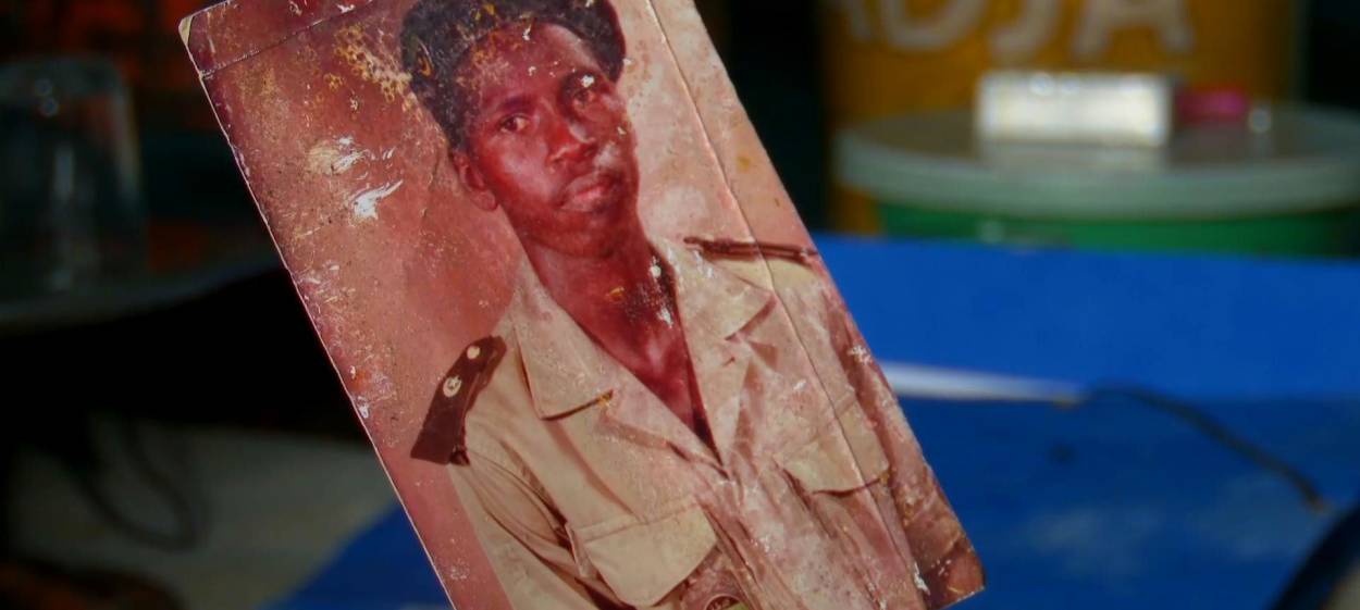 THE RIVER IS NOT A BORDER  // © 2022 Alassane Diago    THE RIVER IS NOT A BORDER