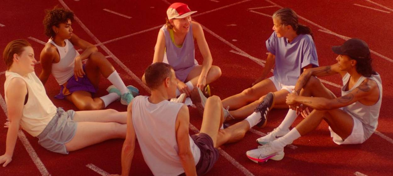 LIFE IS NOT A COMPETITION, BUT I'M WINNING  // © 2023 Schuldenberg Films | First Hand Films    LIFE IS NOT A COMPETITION, BUT I'M WINNING