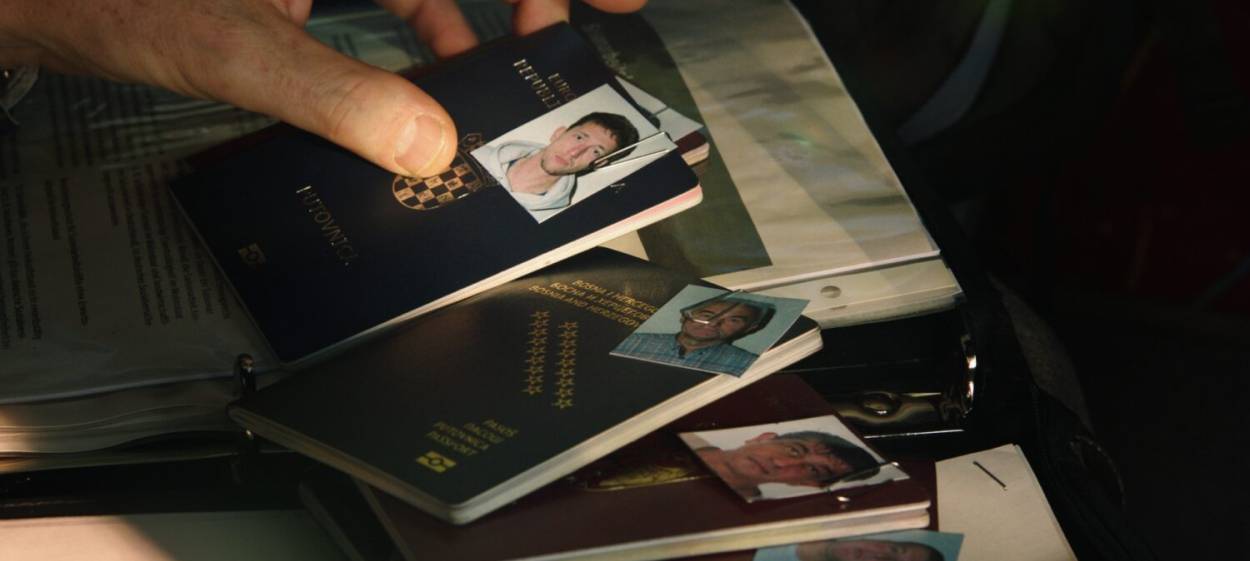 YUGOTRANSPORT – WE ARE ALL ON THE SAME BUS  // © 2023 DFFB    YUGOTRANSPORT – WE ARE ALL ON THE SAME BUS