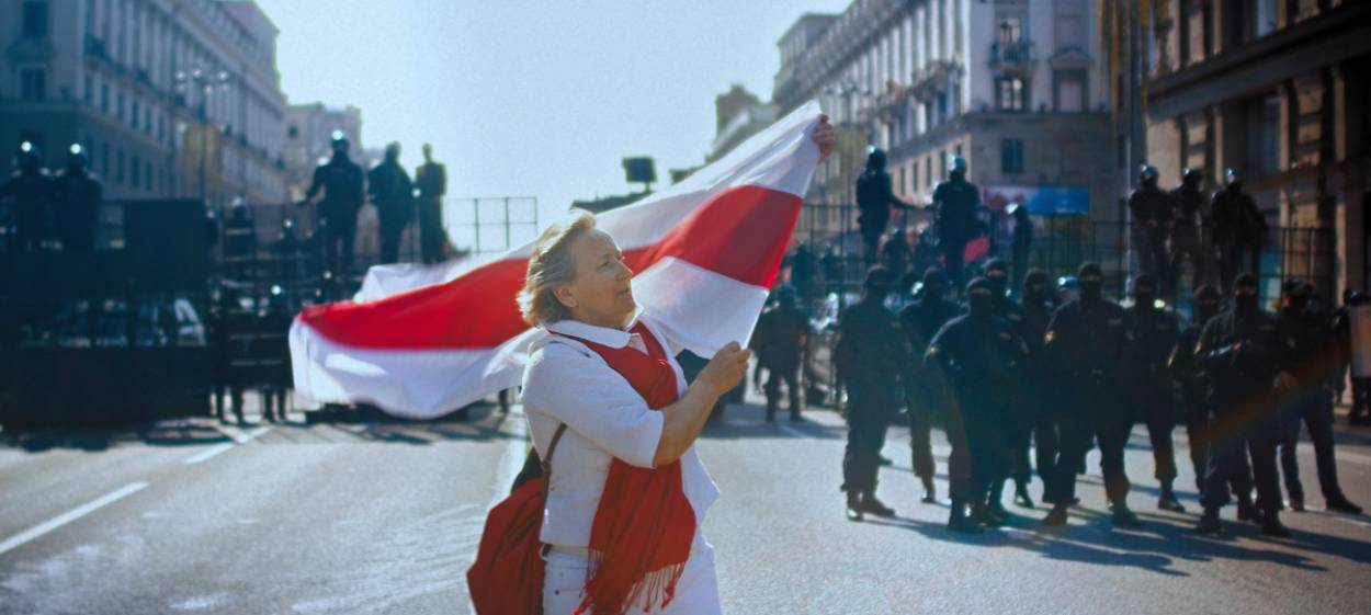 COURAGE  // © 2021 RISE AND SHINE | Living Pictures Production GbR    COURAGE