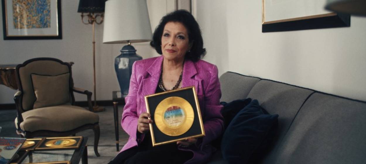 LOVE, DEUTSCHMARK AND DEATH  // © 2022 Filmfaust GmbH | Film Five GmbH | RAPID EYE MOVIES    LOVE, DEUTSCHMARK AND DEATH