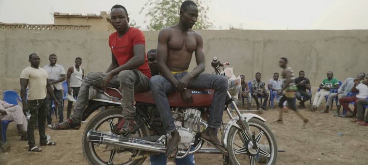 ZINDER  // © 2021 Point du jour - Les films du balibari, Tabous production, Corso Films    ZINDER