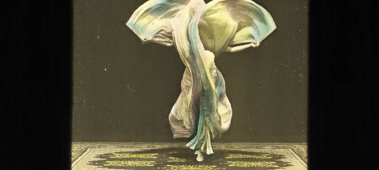 OBSESSED WITH LIGHT  // © 2023 auTLOOK    OBSESSED WITH LIGHT