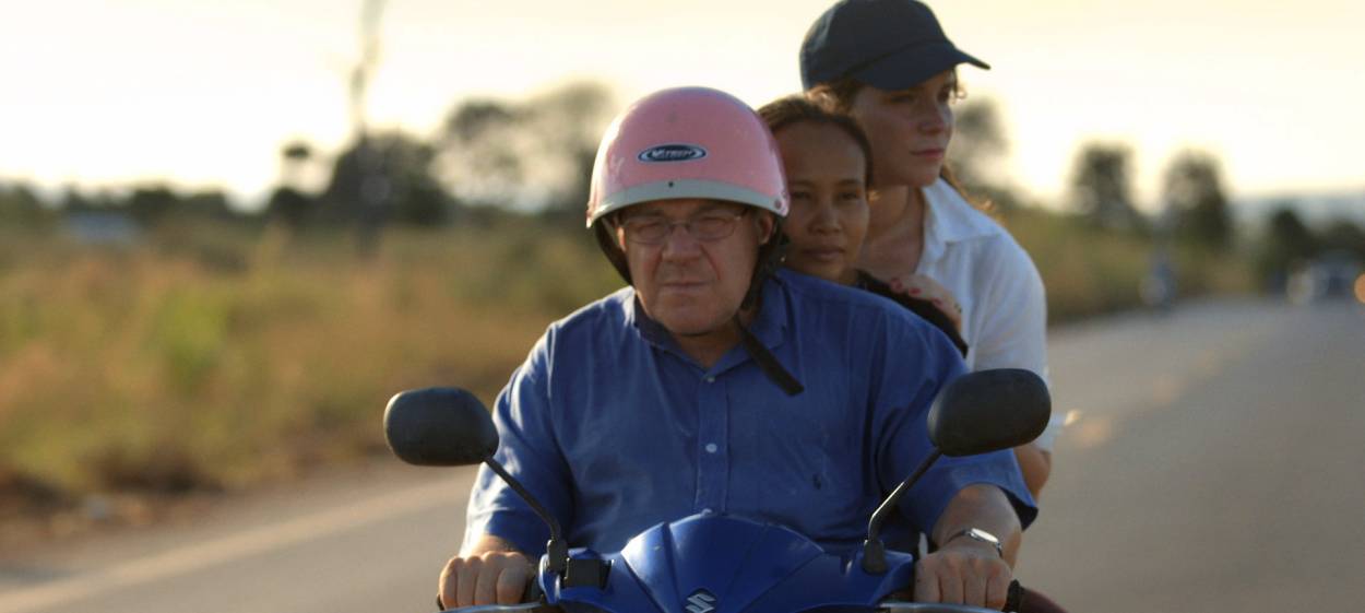 HAPPY  // © 2016 Carolin Genreiht    HAPPY