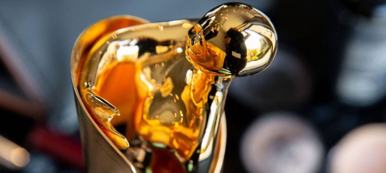 #lola  DEUTSCHER FILMPREIS  — German Film Award