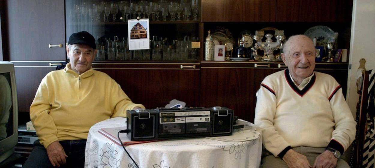 CAFE ZELIG   // © 2020 weltfilm GmbH | Eva-Verein    CAFE ZELIG