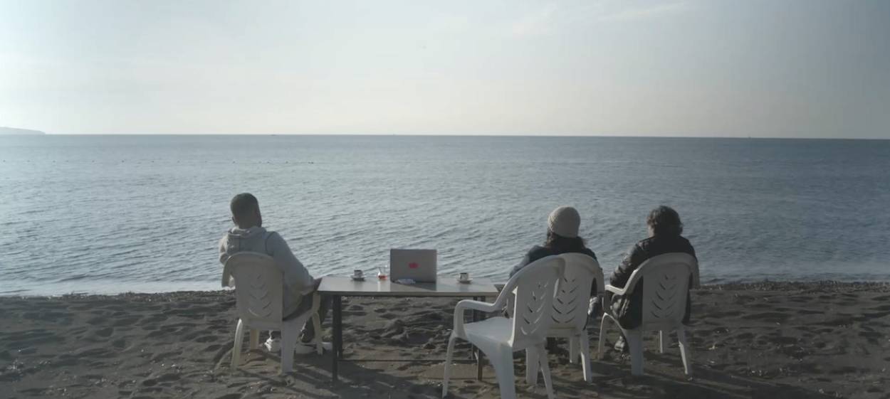 EXILE NEVER ENDS  // © 2023 Pink Shadow Films GmbH    EXILE NEVER ENDS