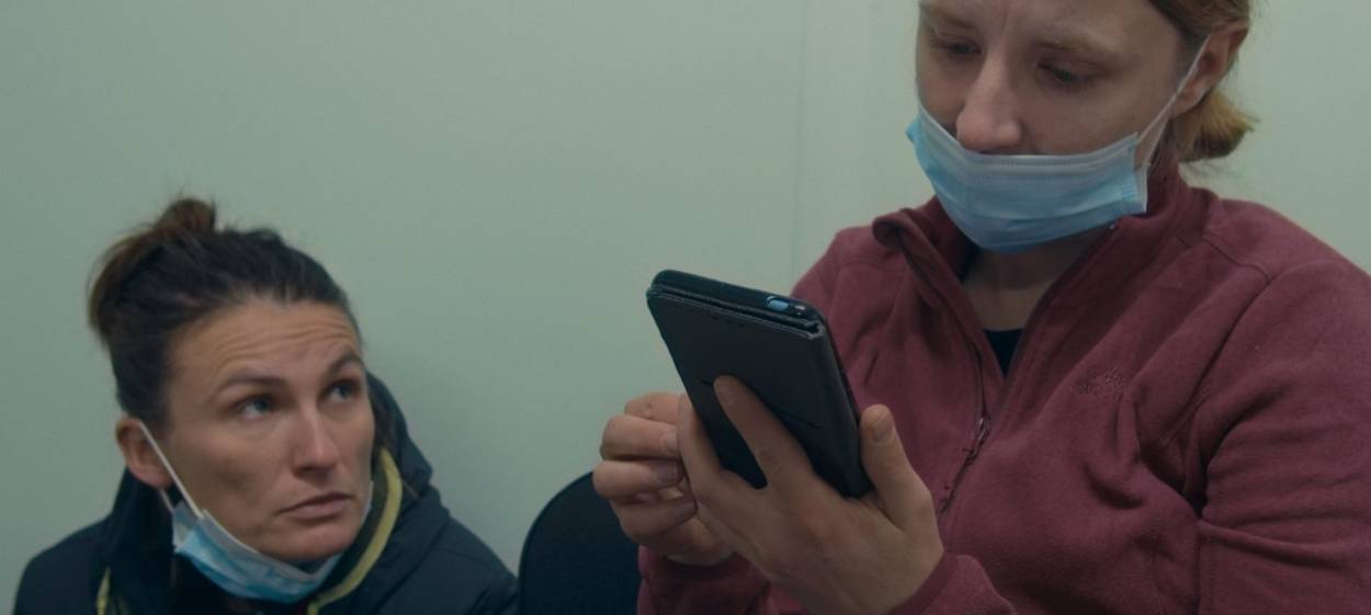 BORDER CONVERSATIONS   // © 2022 FILMAKADEMIE Baden-Württemberg    BORDER CONVERSATIONS