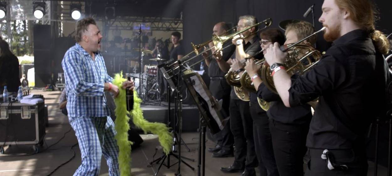 HALDERN POP — VILLAGE WITH FESTIVAL  // © 2020 Monika Pirch     HALDERN POP — VILLAGE WITH FESTIVAL