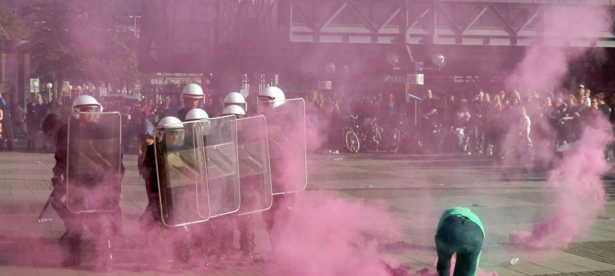 DANGER ZONES & OTHER HAMBURGENSIEN  // © 2015 Kinoki GmbH    DANGER ZONES & OTHER HAMBURGENSIEN