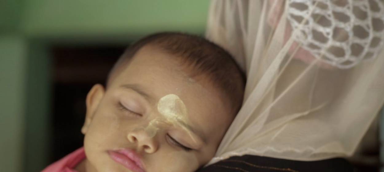 MIDWIVES  // © 2022 EYESTEELFILM, AMA FILM, Snow Films, Dogwoof    MIDWIVES