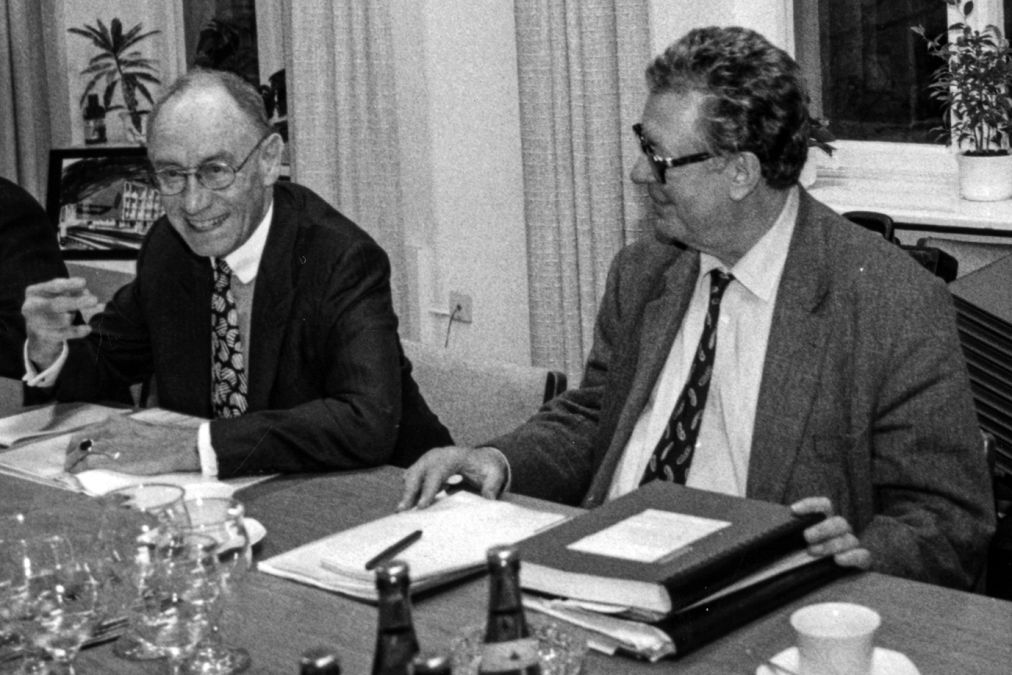 Edzard Reuter, hier bei einer Vorstandssitzung mit Götz Friedrich