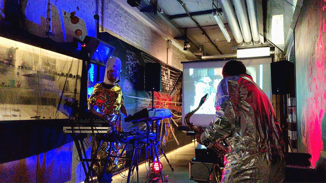 Reise zum Mond  // Thomas Machoczek   Reise zum Mond