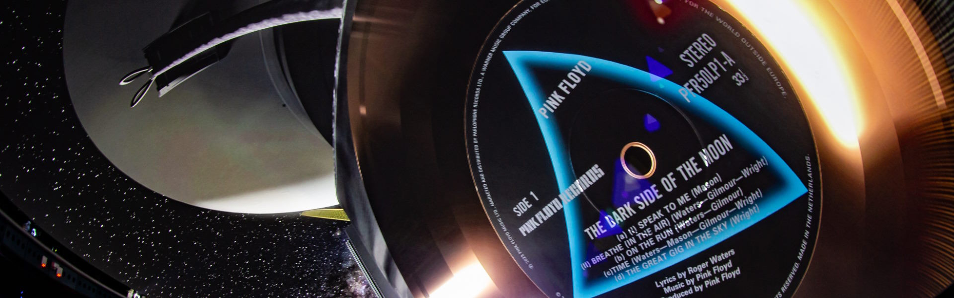 The Dark Side of the Moon Planetarium Experience  // ©2023 NSC Creative ©2023 Pink Floyd   The Dark Side of the Moon Planetarium Experience