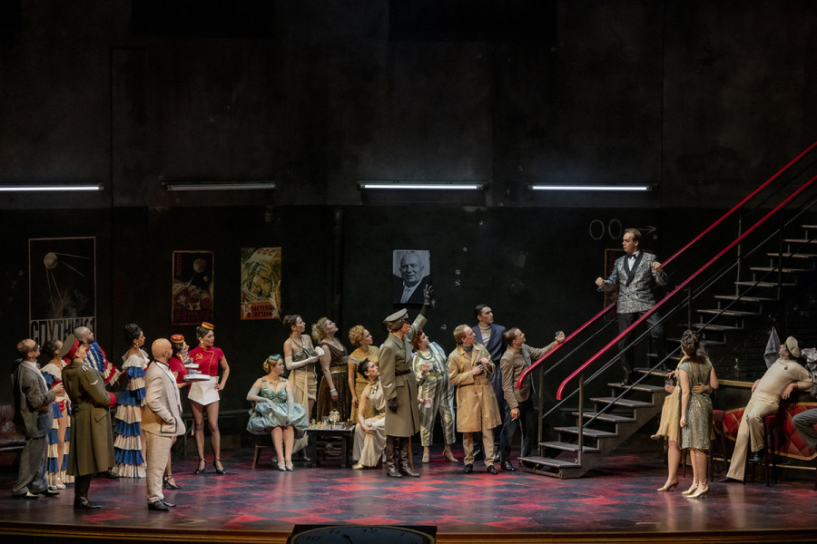 Die Fledermaus - © Bettina Stöß Die Fledermaus