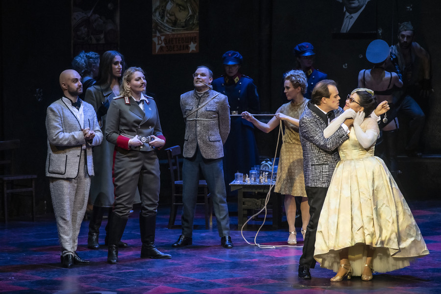 Die Fledermaus - © Bettina Stöß Die Fledermaus
