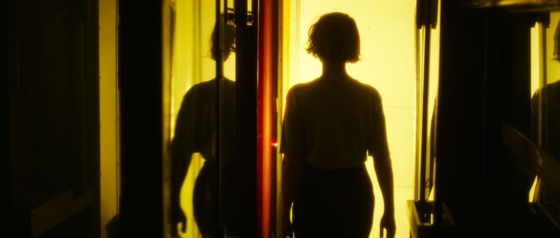 Mira im Gang  // 2016/Rebecca Meining