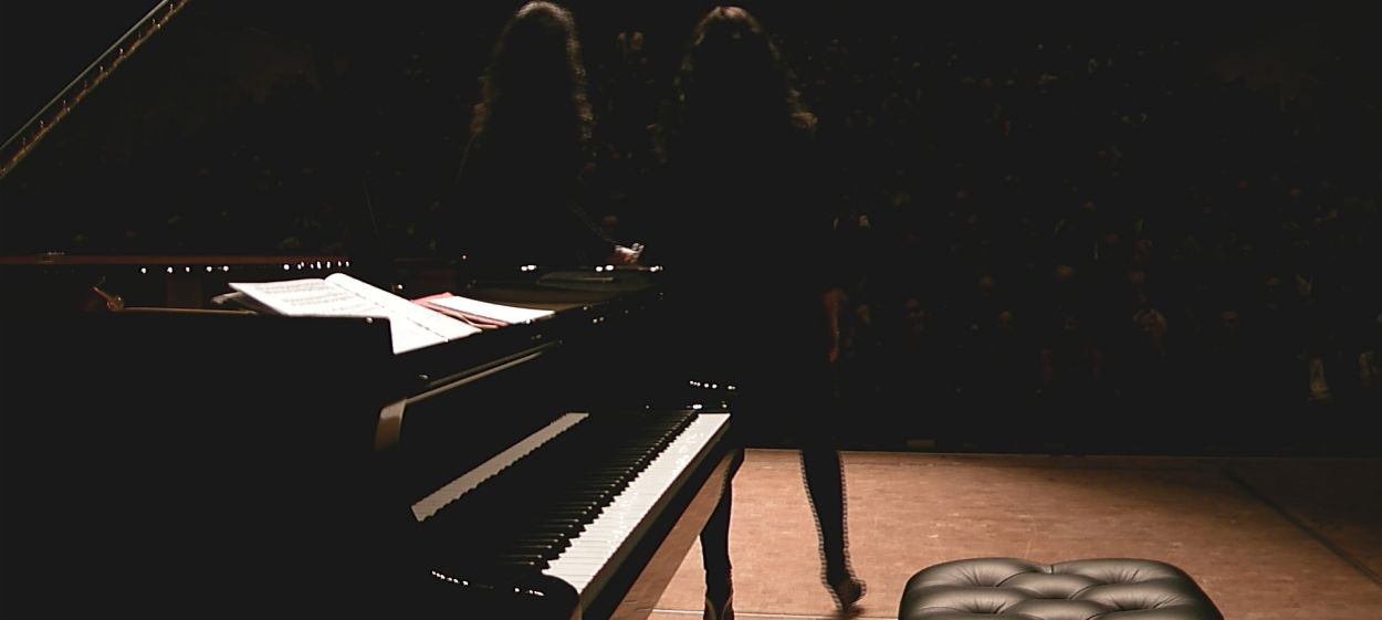 Katia und Marielle Labèque spielen Ravel   