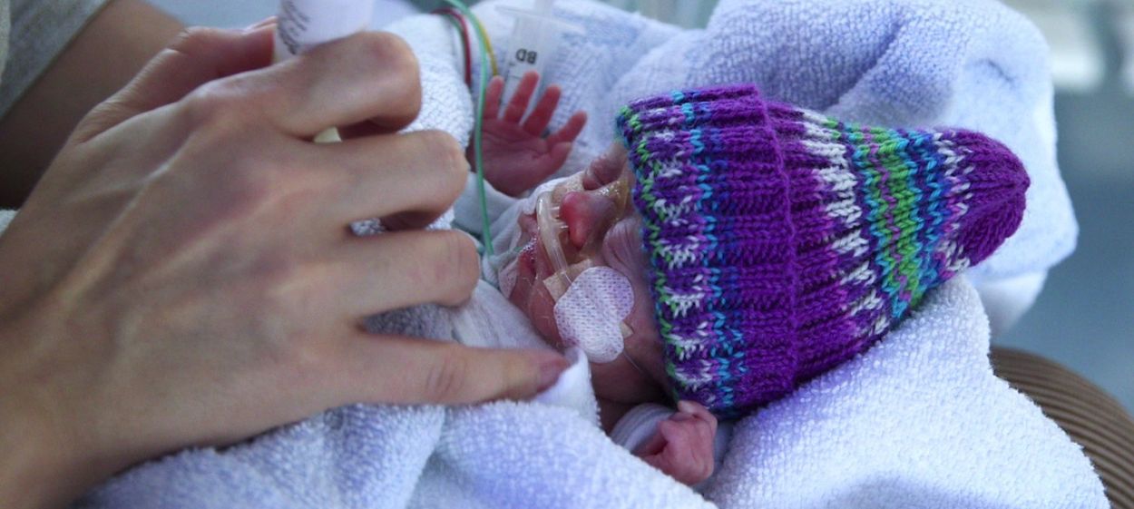 A Handful of Life - Extreme Preemies and Theis Cahnces