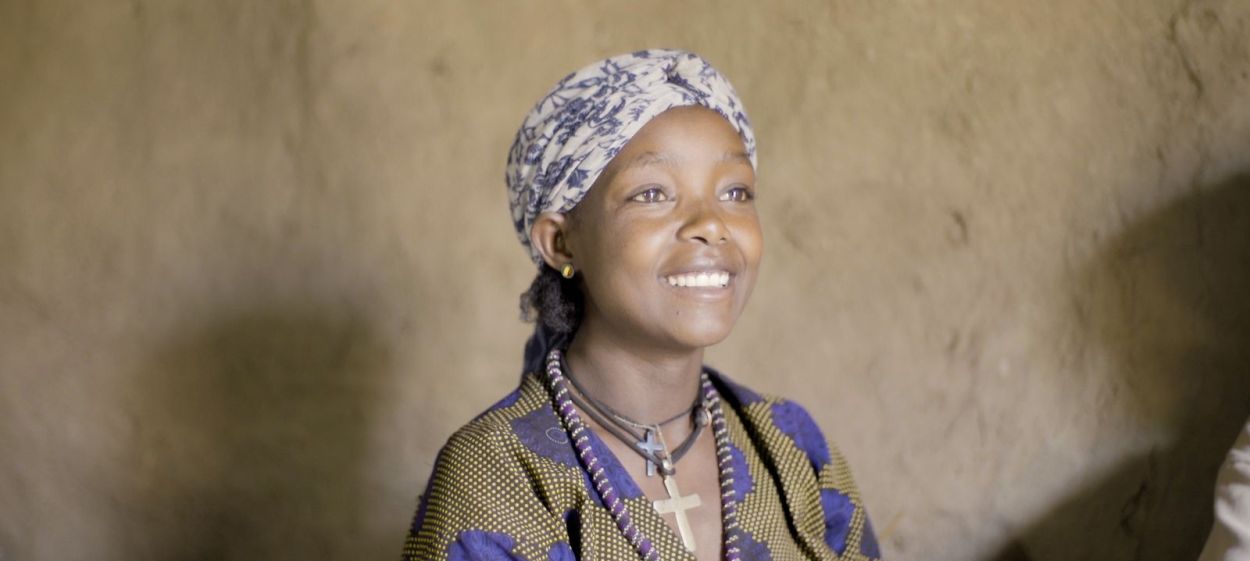 among us women  // © 2021 Evolution Film    among us women