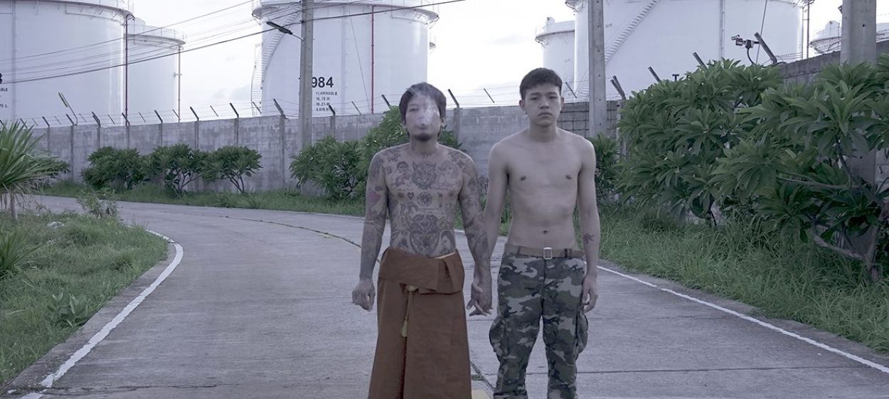 Danse Macabre  // © 2021 Thunska Pansittivorakul, Phassarawin Kulsomboon    Danse Macabre