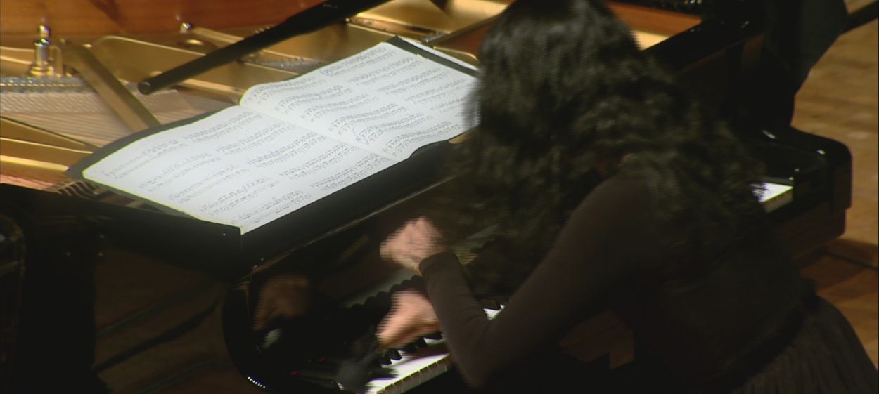 Katia and Marielle Labèque play Ravel