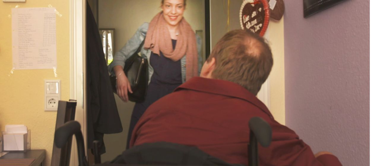 TOUCHING  // © 2016 Mechthild Gaßner    TOUCHING