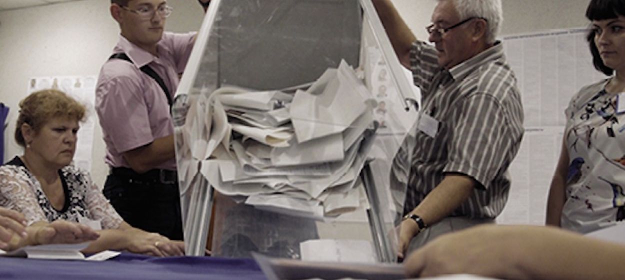 Beyond Revolution – Fighting for Democracy  // © 2022 ThurnFilm | NEW DOCS    Beyond Revolution – Fighting for Democracy