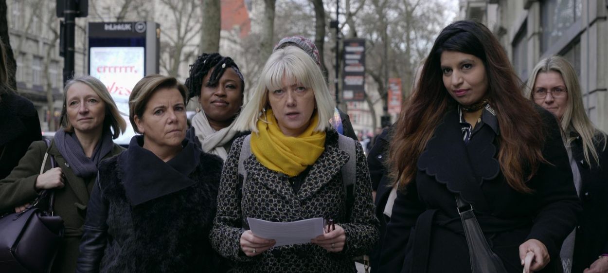 It's Raining Women  // © 2022 Mari Soppela? | Cat & Docs    It's Raining Women