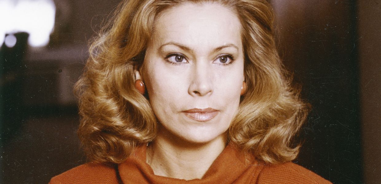 Julia Varady  Julia Varady