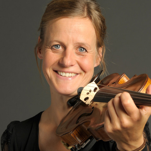 © Bettina Stöß Iris Menzel