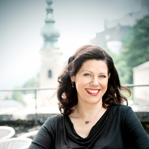 © Luigi Caputo Tanja Ariane Baumgartner