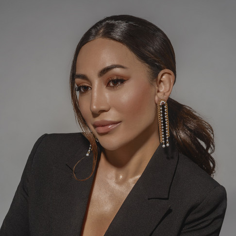 © Elena Prokhorova Nina Minasyan