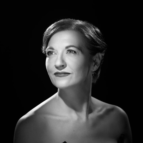 © Foto Studio Harcourt Patrizia Ciofi