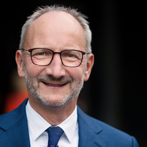 © www.christianthiel.net Dietmar Schwarz