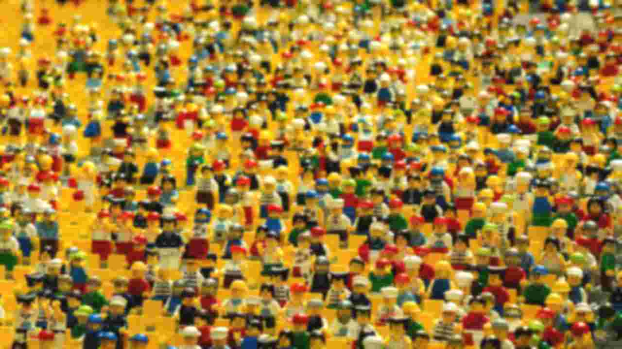 TITLE: Lego Crowd - What is Open Source
COPYRIGHT: 2020 eak_kkk, Pixabay
