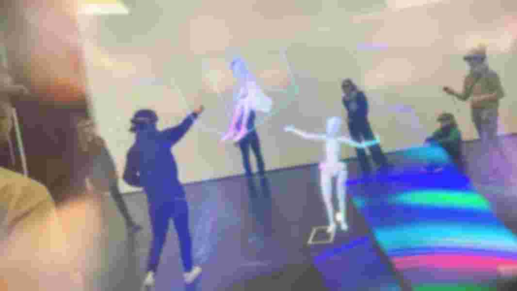 - Labor#5: „AR-Loopmachine“ im Theater Junge Generation, Dresden