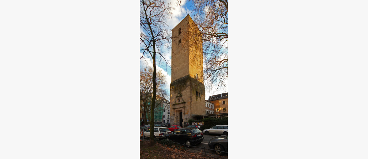 Kirchturm der Lutherkirche in der Kölner Südstadt © © A.Savin, WikiCommons
